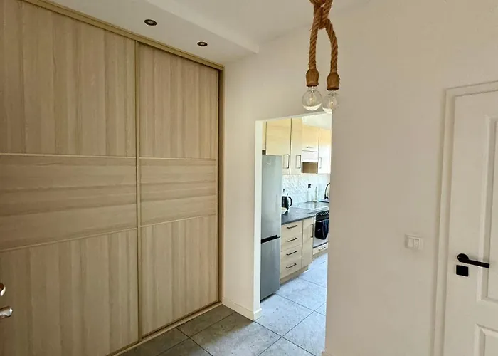 Pod Czerwonym Pagajem *